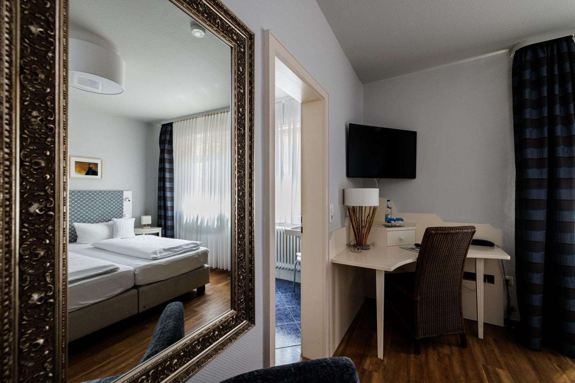 Flair Hotel Zum Storchen บัดวินด์สไฮม์ ภายนอก รูปภาพ