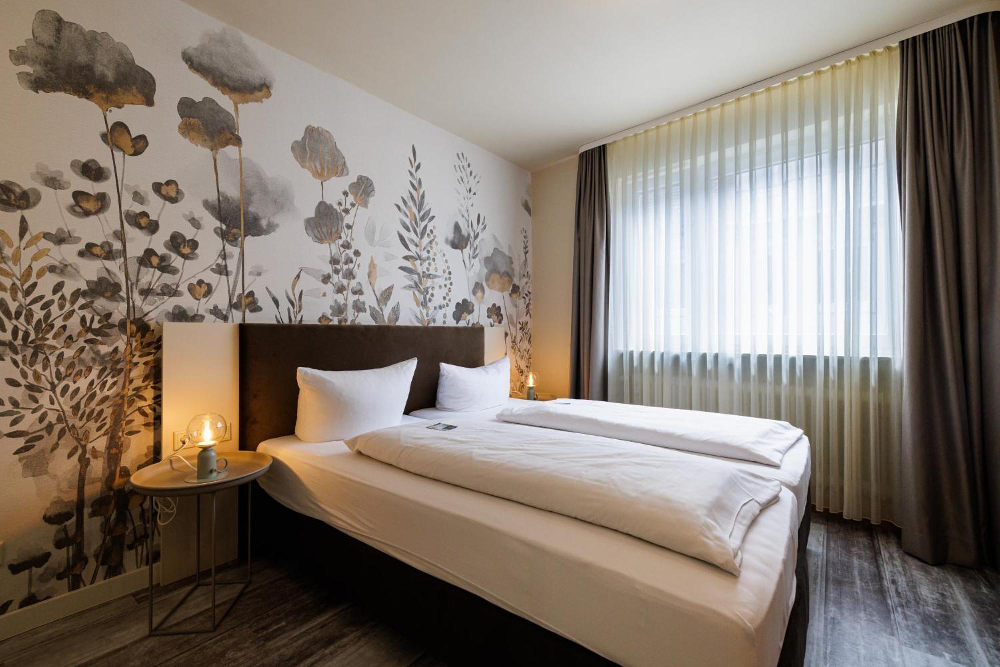 Flair Hotel Zum Storchen บัดวินด์สไฮม์ ภายนอก รูปภาพ